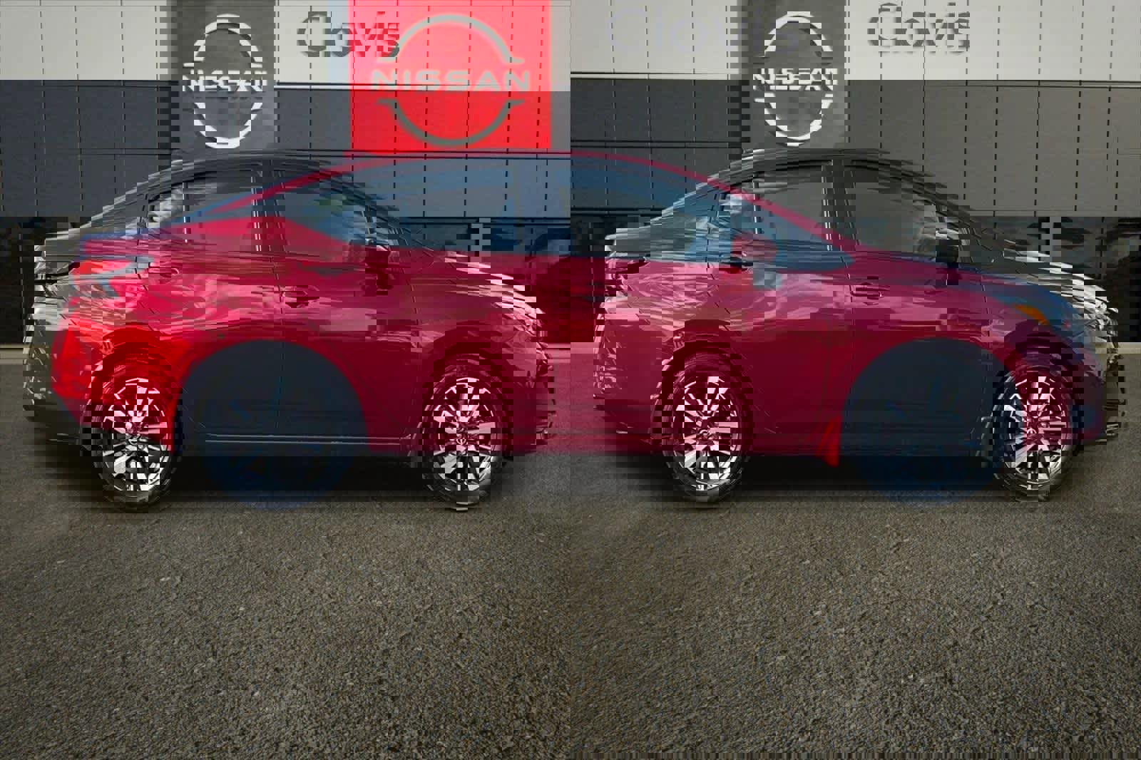 New 2025 Nissan Versa SV image 7