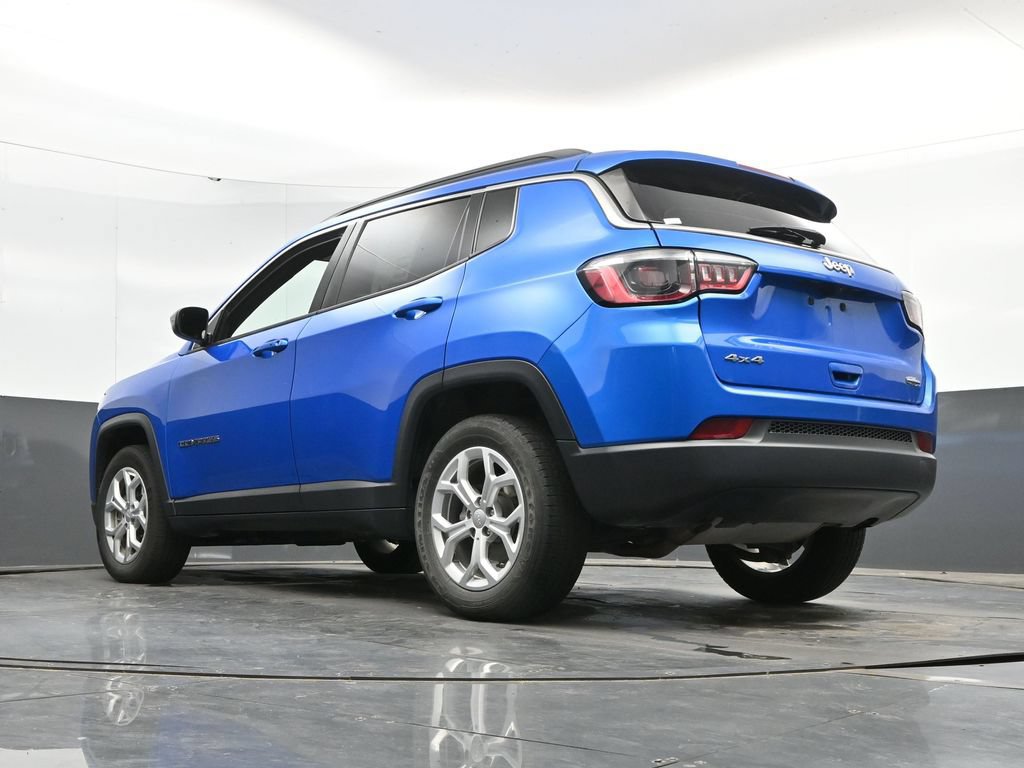 Used 2024 Jeep Compass Latitude AWD/4WD image 46