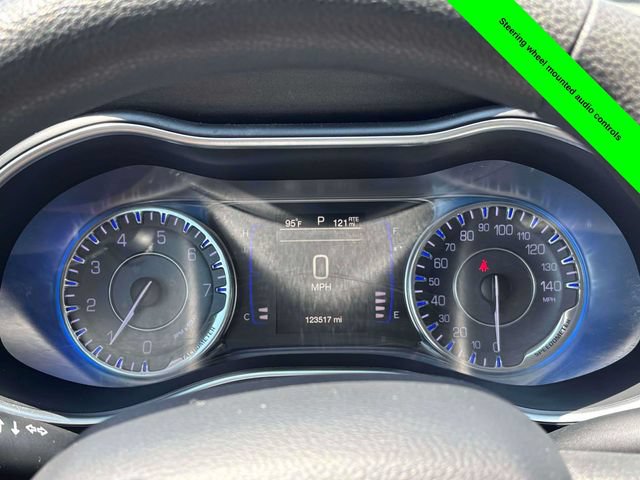 Used 2016 Chrysler 200 LX FWD image 20