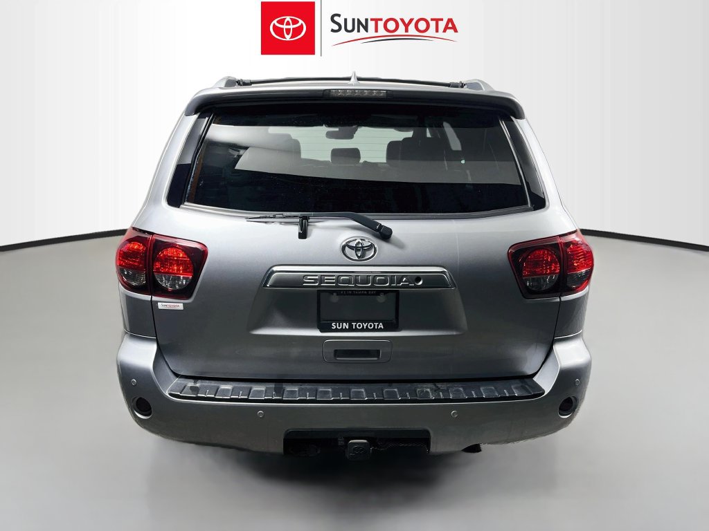 Used 2018 Toyota Sequoia Limited w/ Safety & Convenience Package AWD/4WD image 4