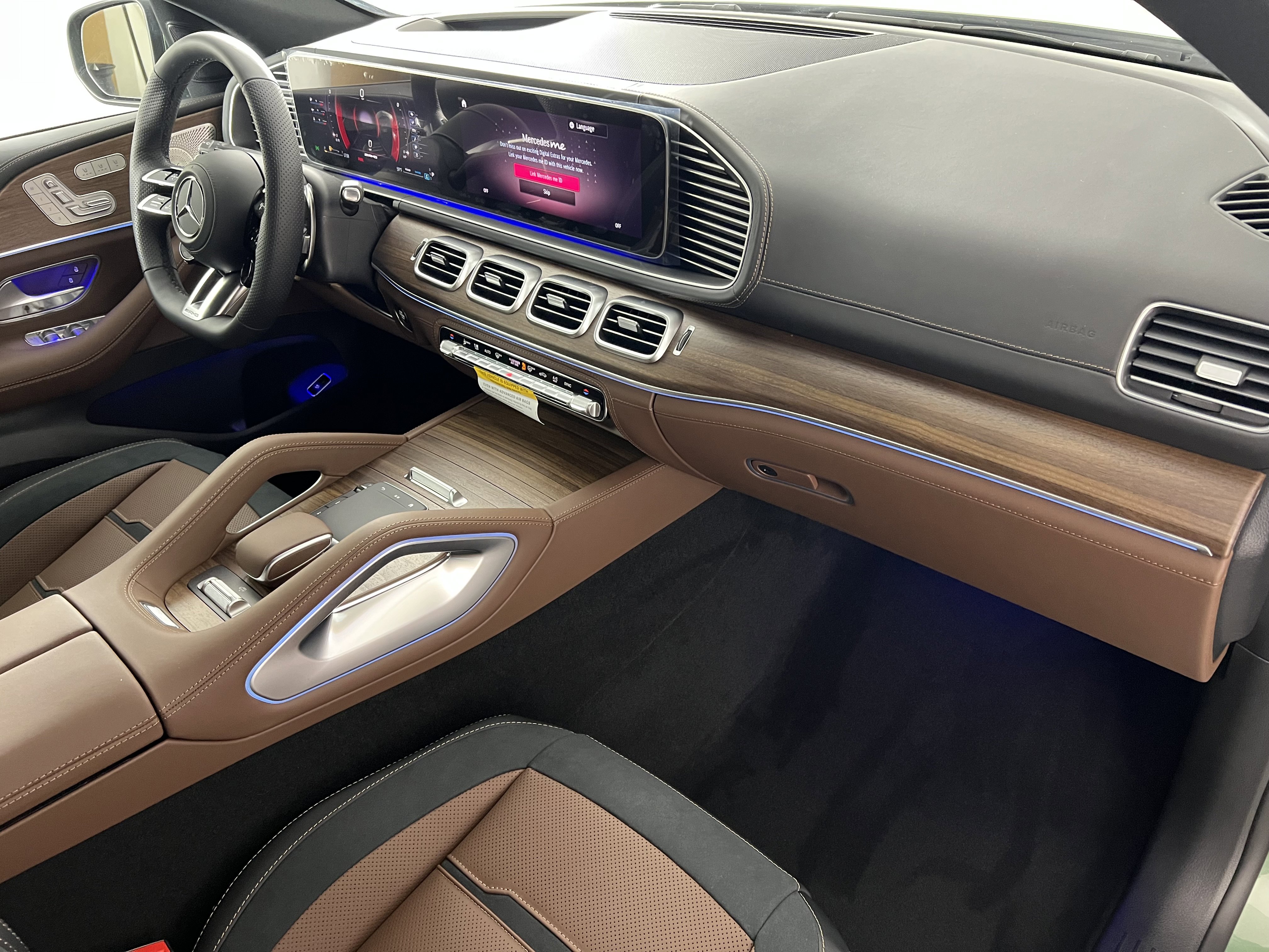 New 2026 Mercedes-Benz GLE 53 AMG 4MATIC Coupe image 27