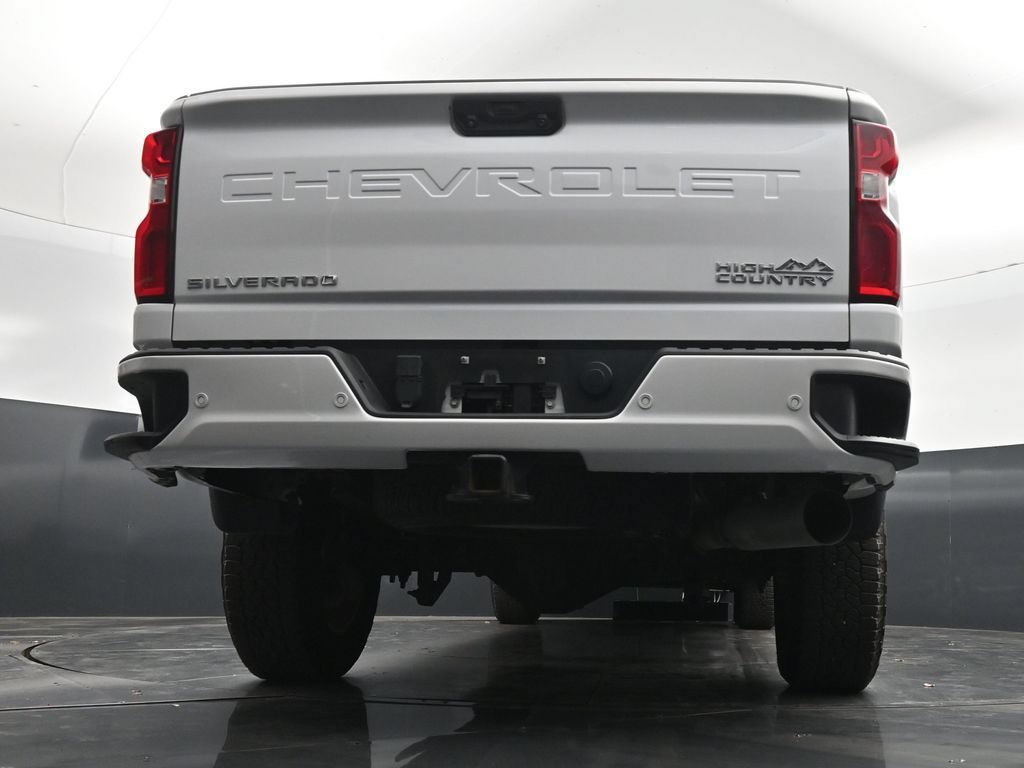 Used 2023 Chevrolet Silverado 3500 High Country AWD/4WD image 31