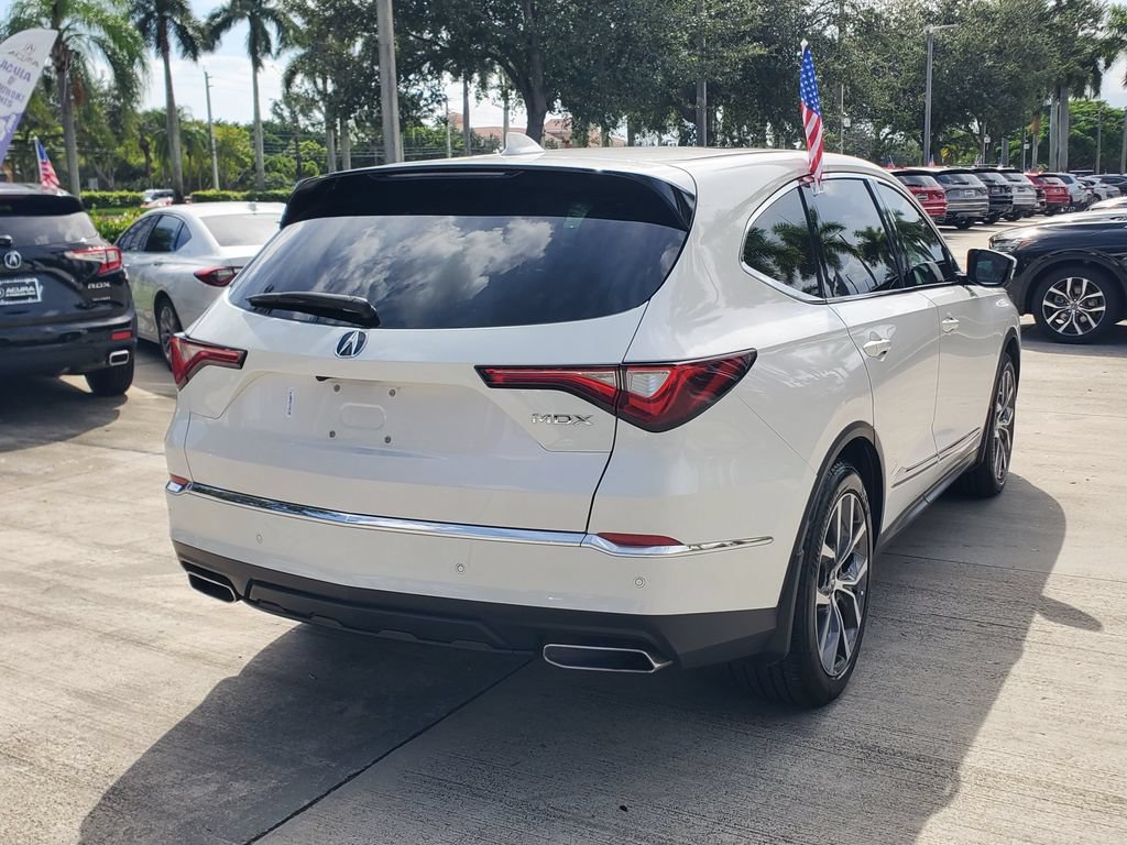 Used 2024 Acura MDX w/ Technology Package FWD image 7