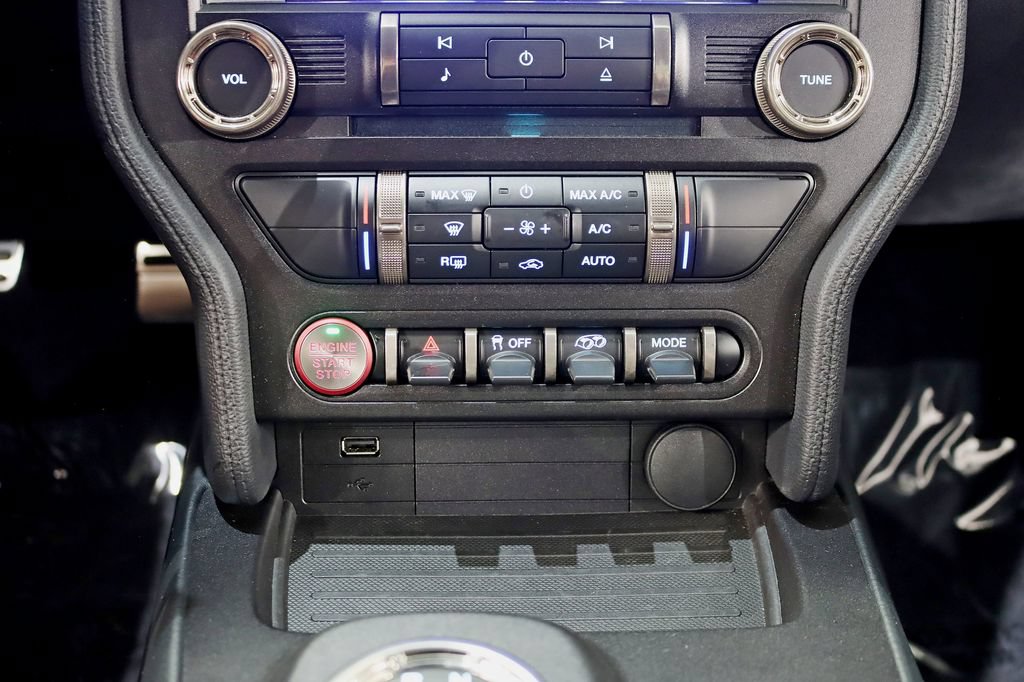 Used 2021 Ford Mustang Shelby GT500 RWD image 22