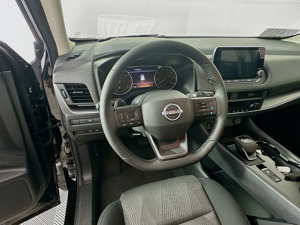 New 2026 Nissan Rogue SV w/ Cold Weather Package AWD/4WD image 16