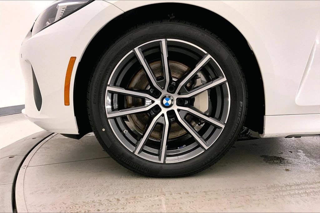 Used 2025 BMW 430i xDrive Coupe w/ Premium Package AWD/4WD image 8