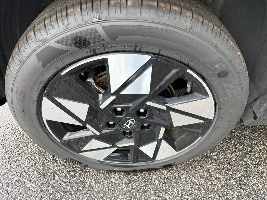 Used 2025 Hyundai Kona SEL AWD/4WD image 6