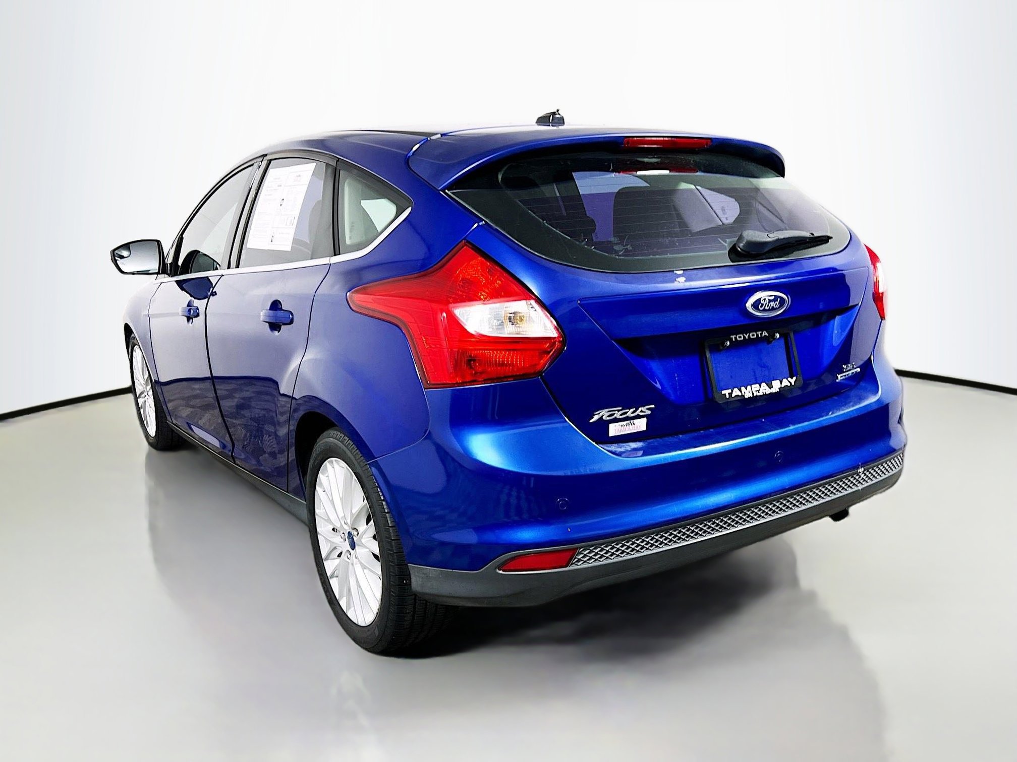 Used 2012 Ford Focus SEL FWD image 8