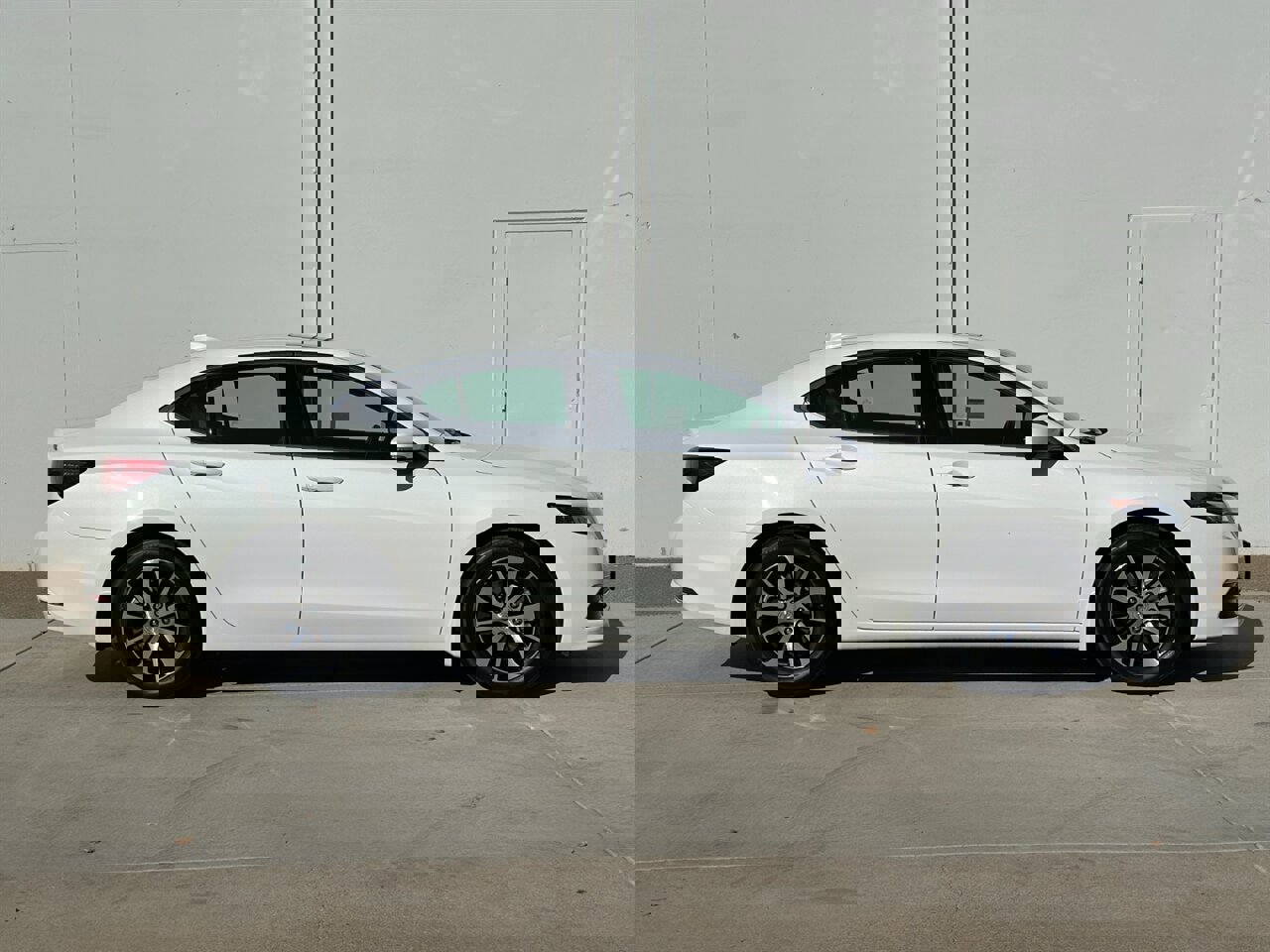 Used 2017 Acura TLX image 5