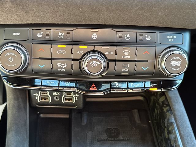 Used 2023 Dodge Durango R/T w/ Hemi Orange Plus Package AWD/4WD image 35