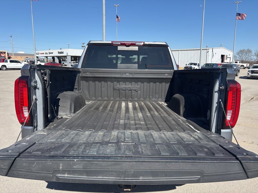 Used 2022 GMC Sierra 1500 AT4 w/ AT4 Premium Package image 6