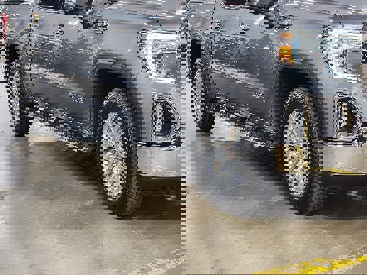 Used 2021 GMC Sierra 1500 SLT image 16