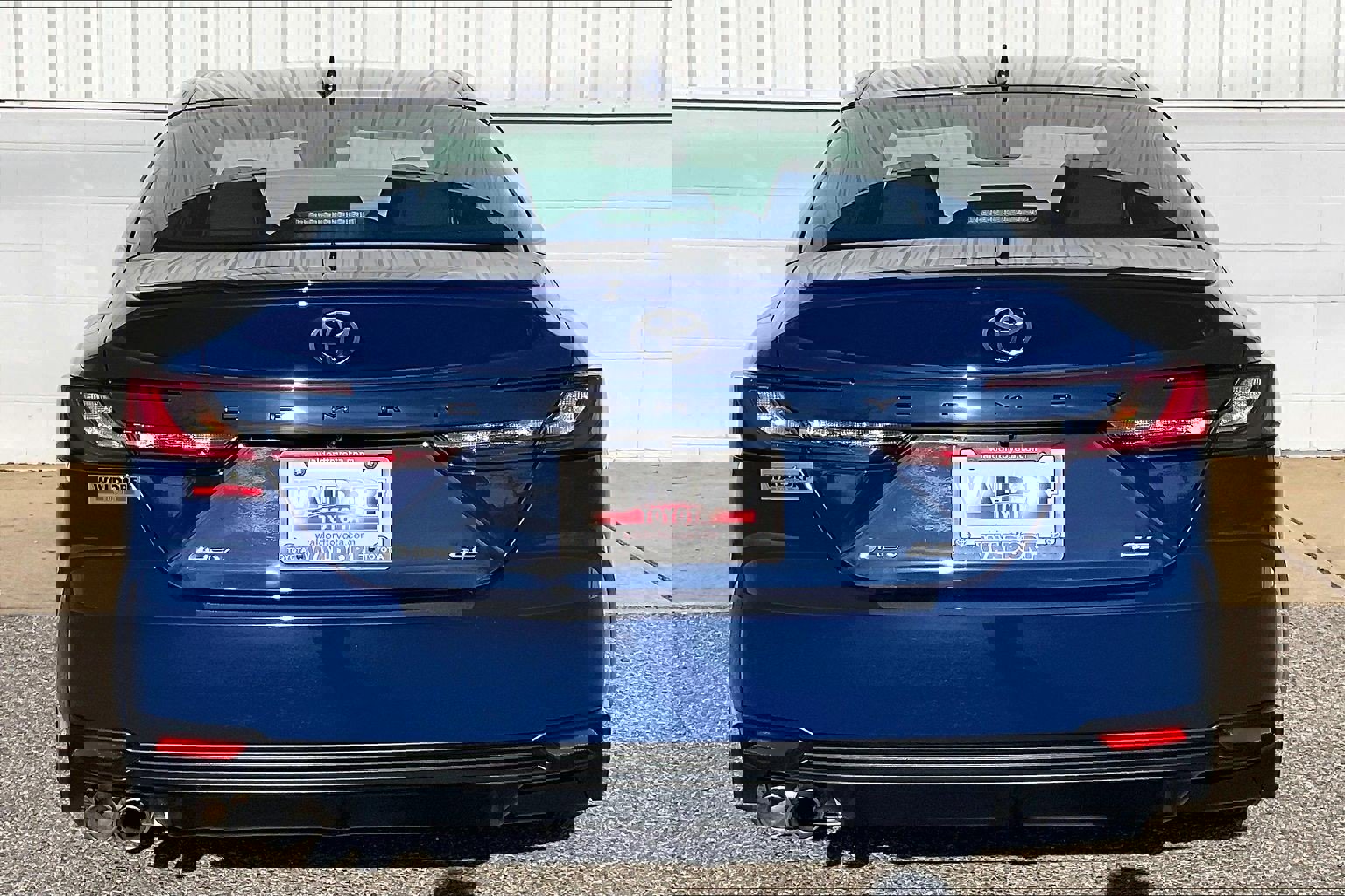 Used 2026 Toyota Camry SE image 5