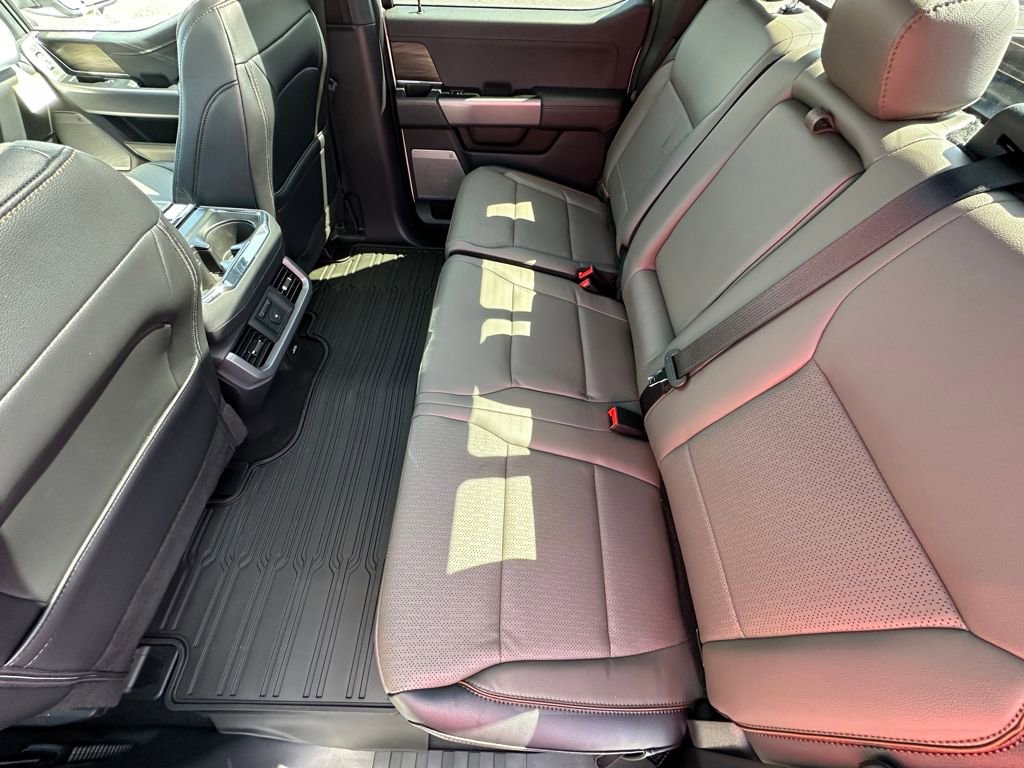 New 2025 Ford F150 Lariat w/ Equipment Group 502A High image 21