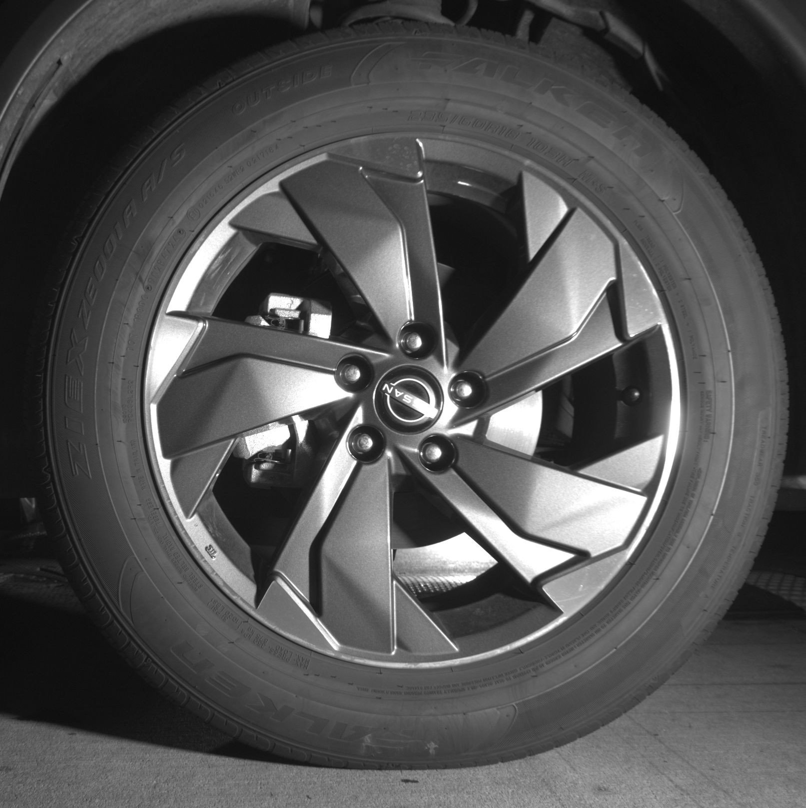 Used 2025 Nissan Rogue SV FWD image 12