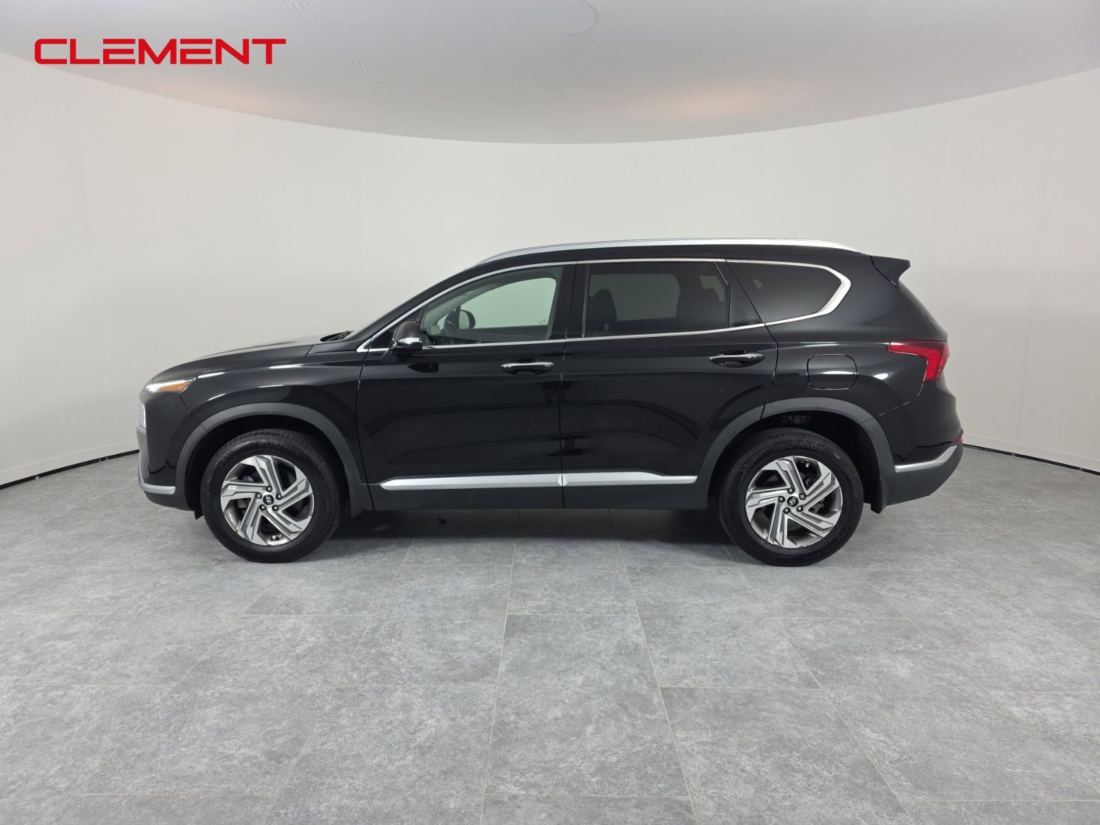 Used 2022 Hyundai Santa Fe SEL w/ Convenience Package image 5