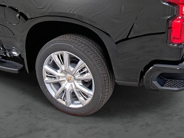 New 2026 Chevrolet Silverado 1500 High Country w/ High Country Premium Package AWD/4WD image 9