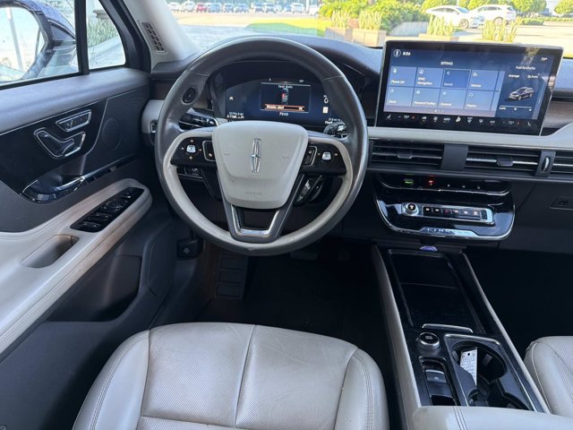 Certified 2023 Lincoln Corsair Reserve FWD image 23