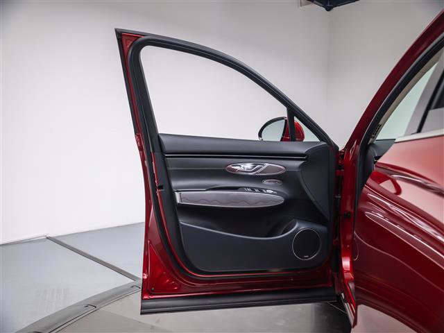 Used 2023 Genesis GV70 2.5T w/ Advanced Package image 31