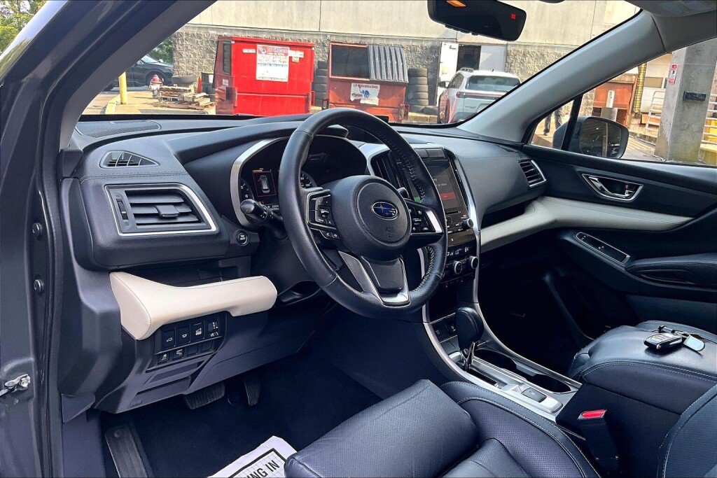 Used 2020 Subaru Ascent Limited w/ Technology Package AWD/4WD image 10