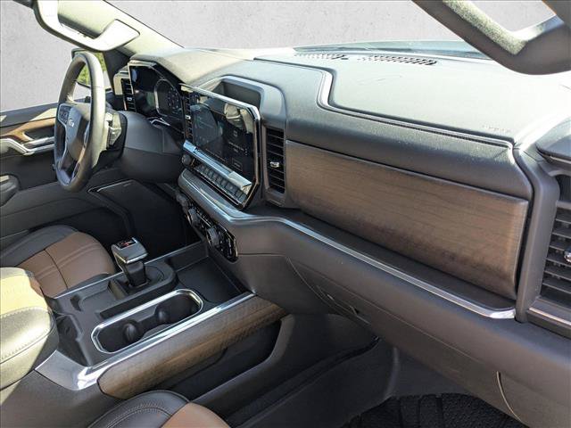 Used 2026 Chevrolet Silverado 1500 High Country w/ High Country Premium Package AWD/4WD image 19