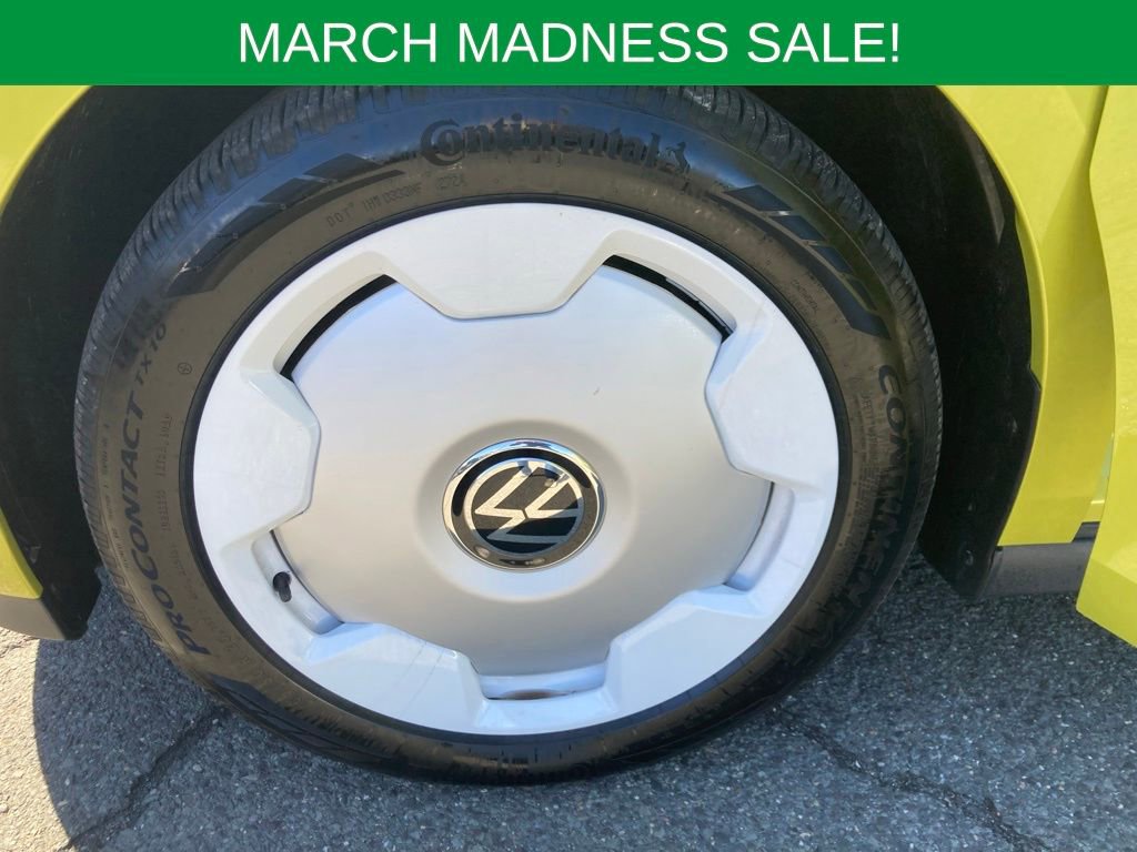 Used 2025 Volkswagen ID. Buzz 1st Edition image 32