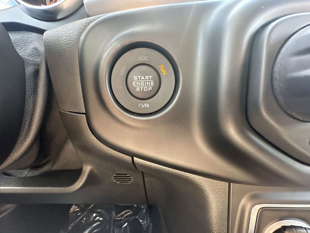 Used 2021 Jeep Wrangler Unlimited Sport image 16