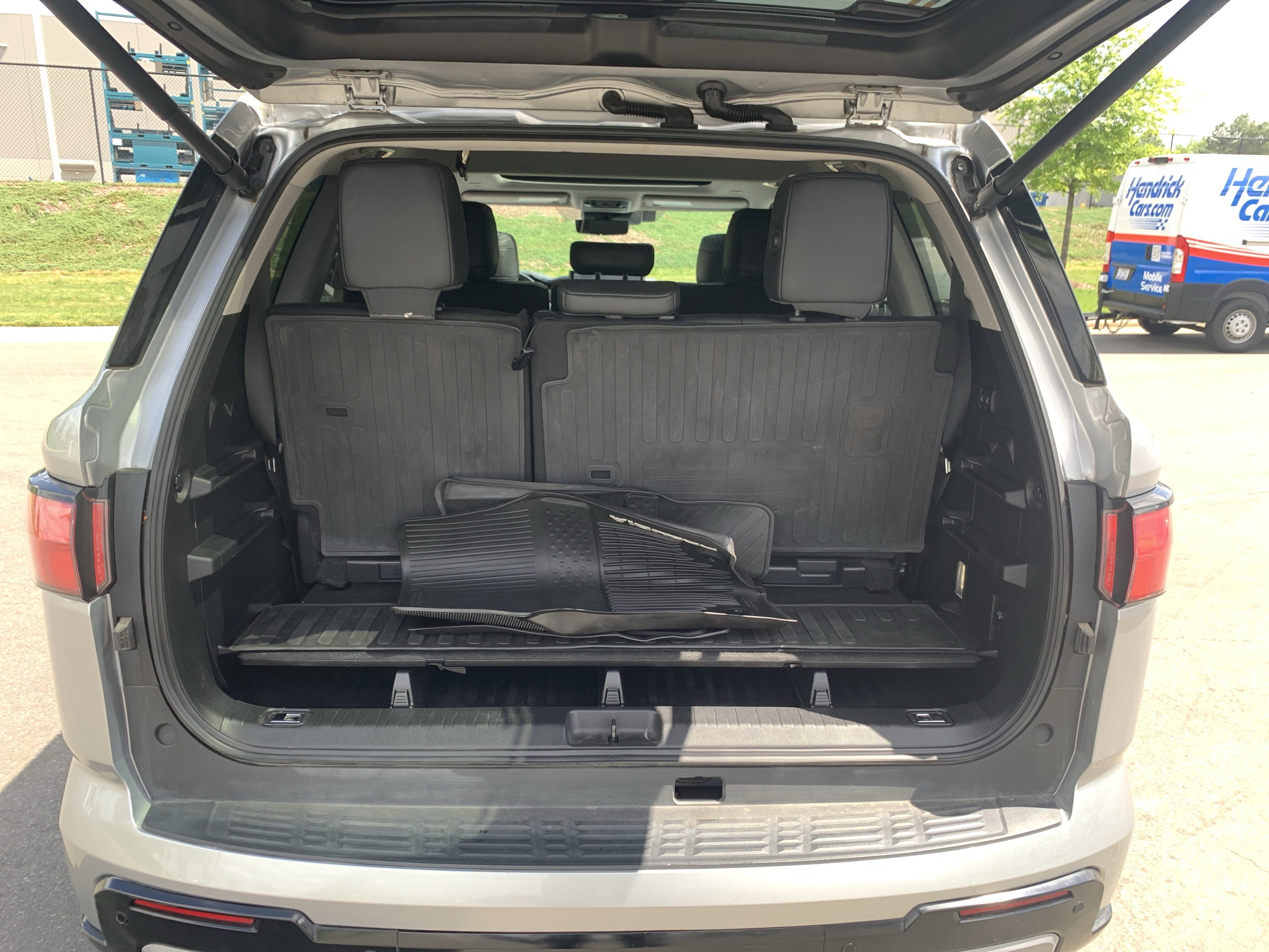 Used 2023 Toyota Sequoia Limited w/ Tow Technology Package AWD/4WD image 34