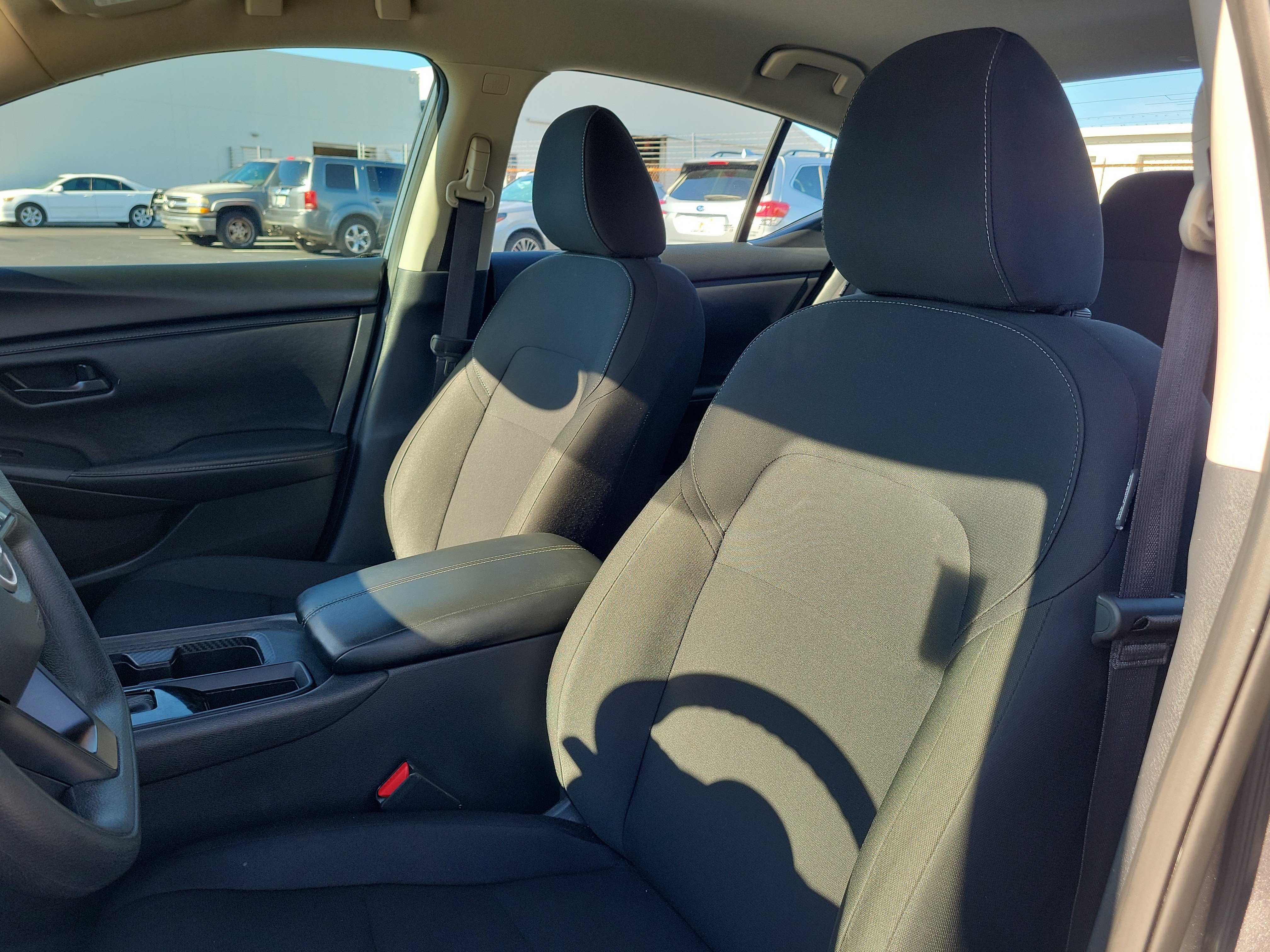 Used 2025 Nissan Sentra S FWD image 17