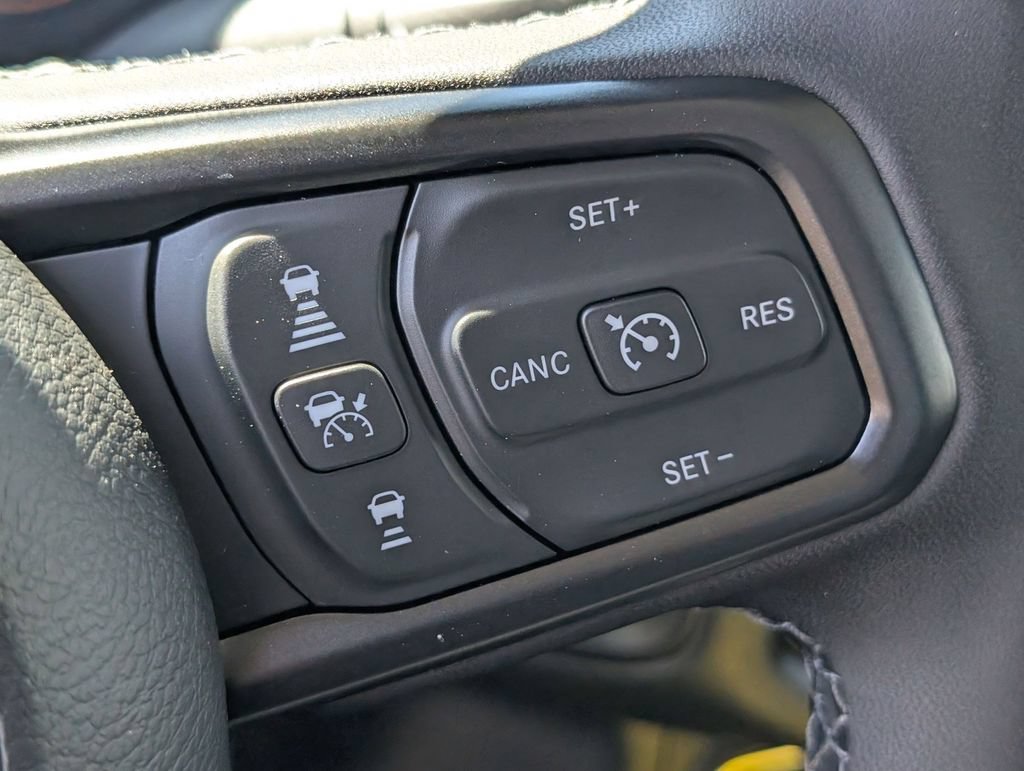 New 2026 Jeep Gladiator Sport AWD/4WD image 14
