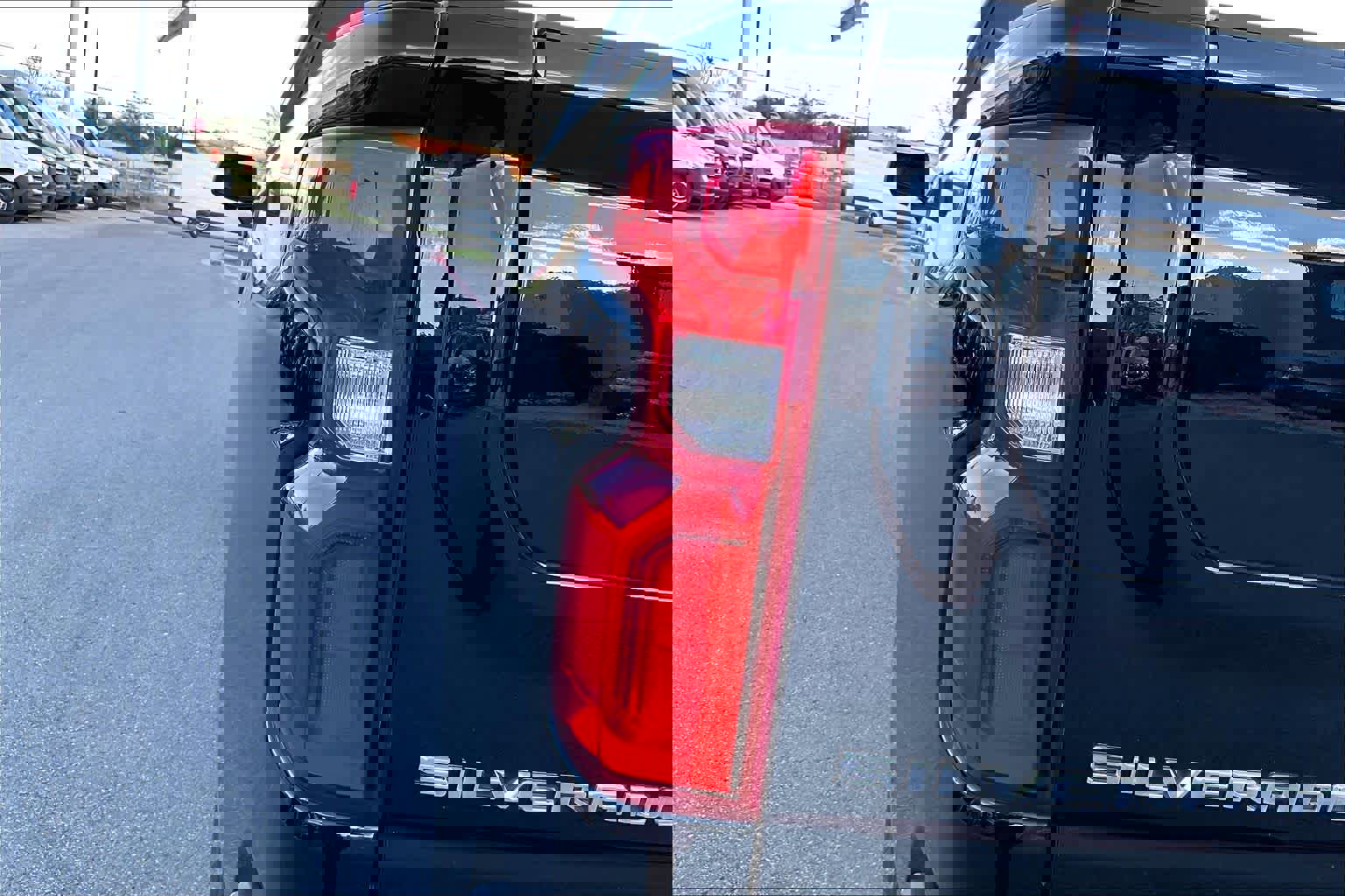 Used 2024 Chevrolet Silverado 1500 High Country w/ High Country Premium Package image 28