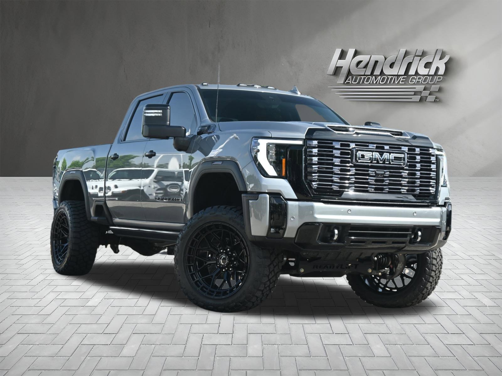 Used 2025 GMC Sierra 2500 Denali Ultimate AWD/4WD video 2