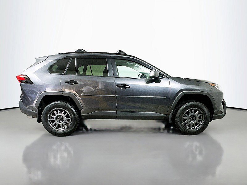 Used 2020 Toyota RAV4 XLE w/ Convenience Package image 8