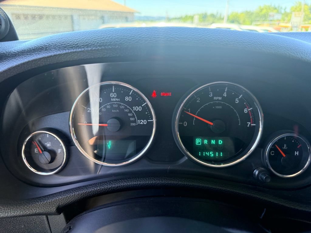 Used 2013 Jeep Wrangler Unlimited Sahara w/ Dual Top Group AWD/4WD image 20