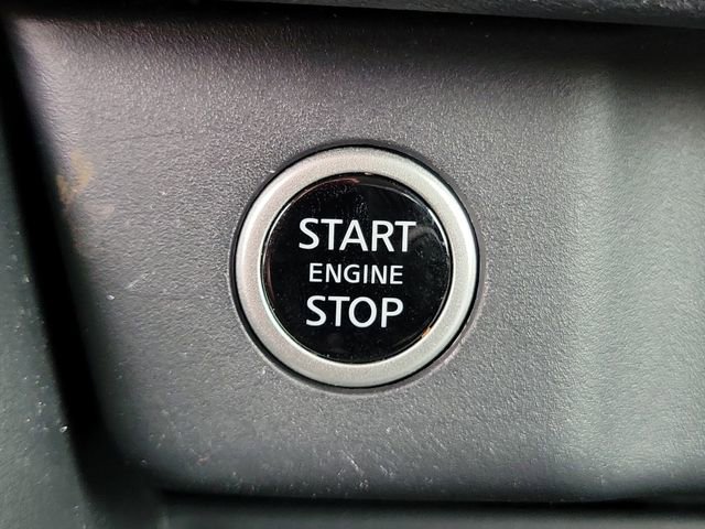 Used 2022 Nissan Rogue SV image 27