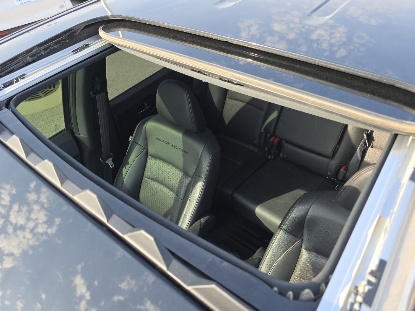 Used 2020 Honda Ridgeline Black Edition image 3