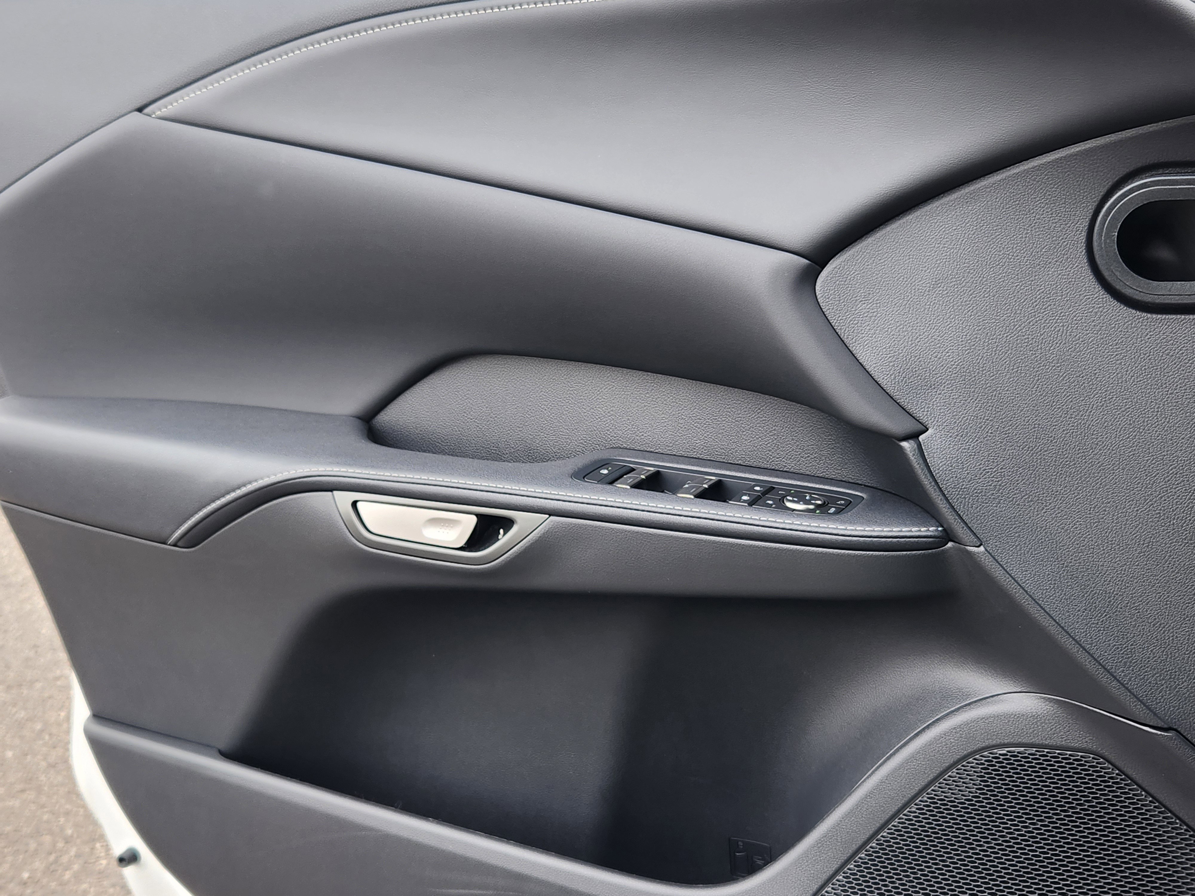 Certified 2025 Lexus RX 350 w/ Convenience Package image 12