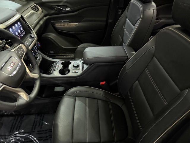 Used 2023 GMC Acadia Denali w/ Denali Ultimate Package AWD/4WD image 22