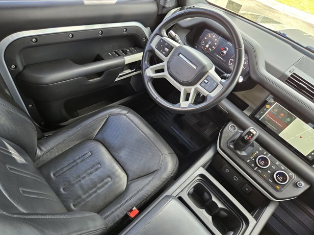 Used 2020 Land Rover Defender 110 HSE image 19