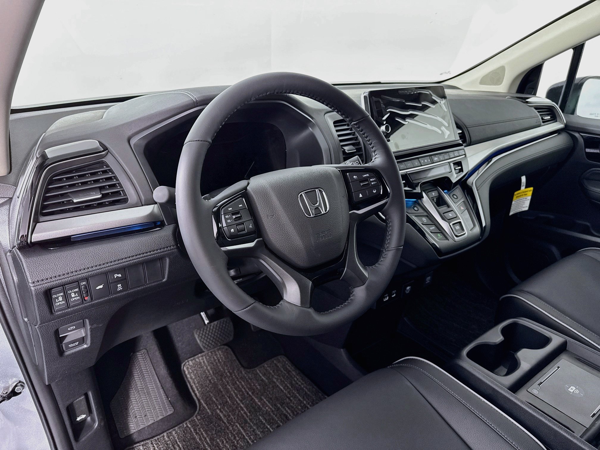 New 2027 Honda Odyssey Touring image 9