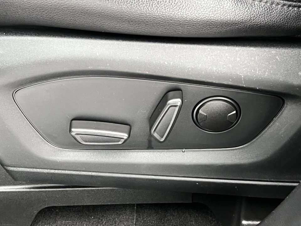 Certified 2021 Ford Explorer Limited w/ Hybrid Equipment Group 310A image 11