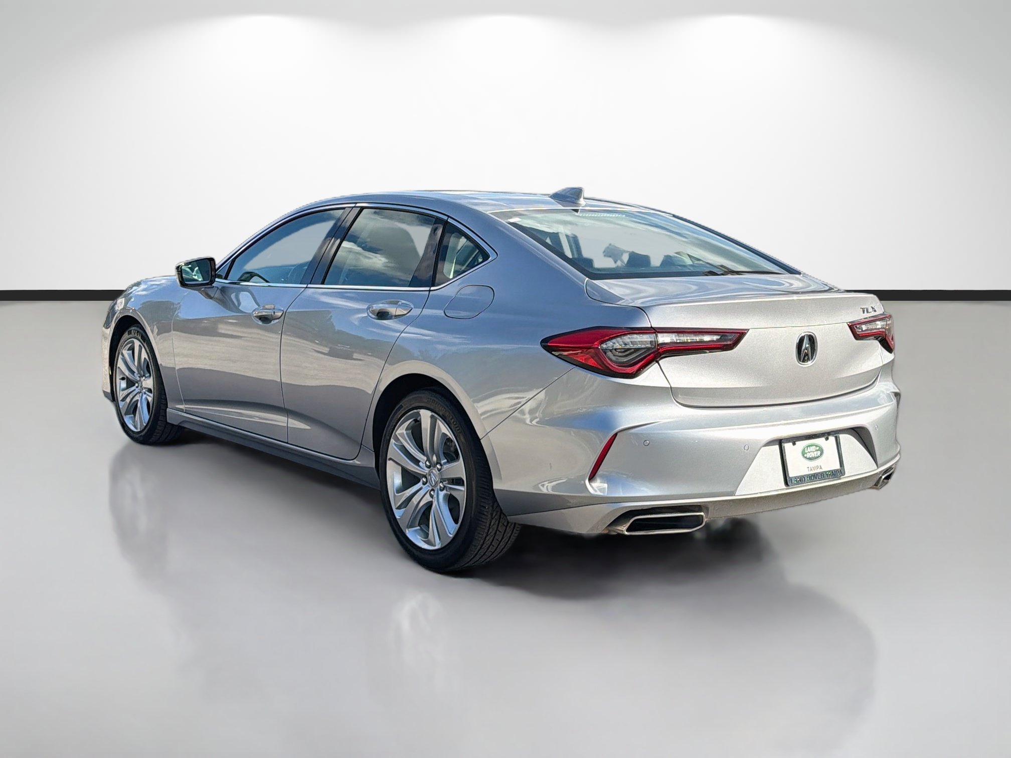 Used 2023 Acura TLX w/ Technology Package FWD image 3