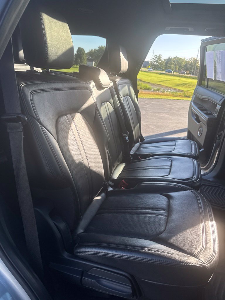 Used 2021 Ford Expedition Limited AWD/4WD image 32