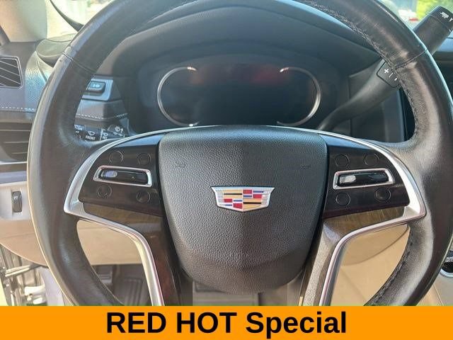 Used 2018 Cadillac Escalade ESV Luxury AWD/4WD image 17