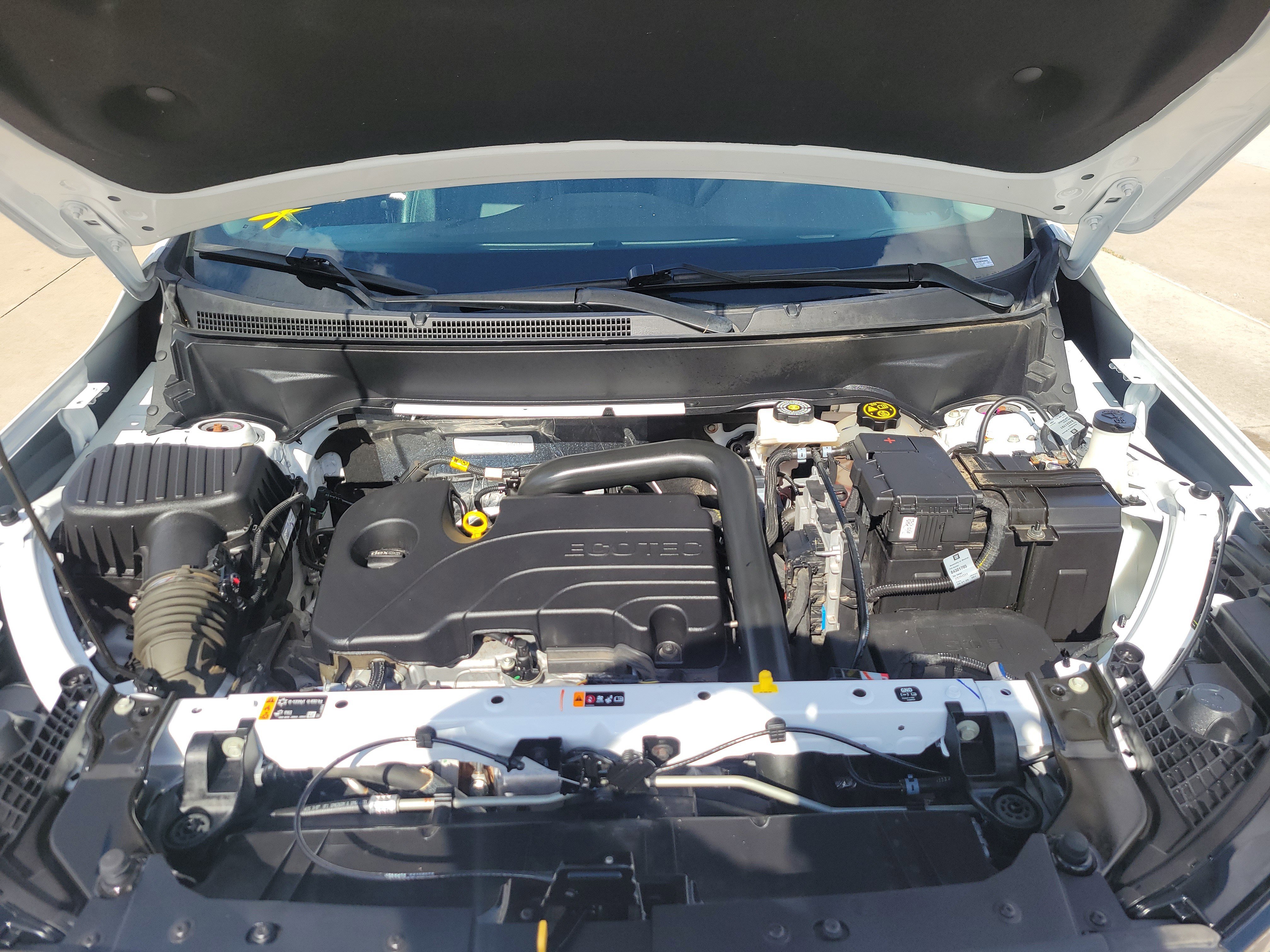 Used 2024 GMC Terrain SLT image 30