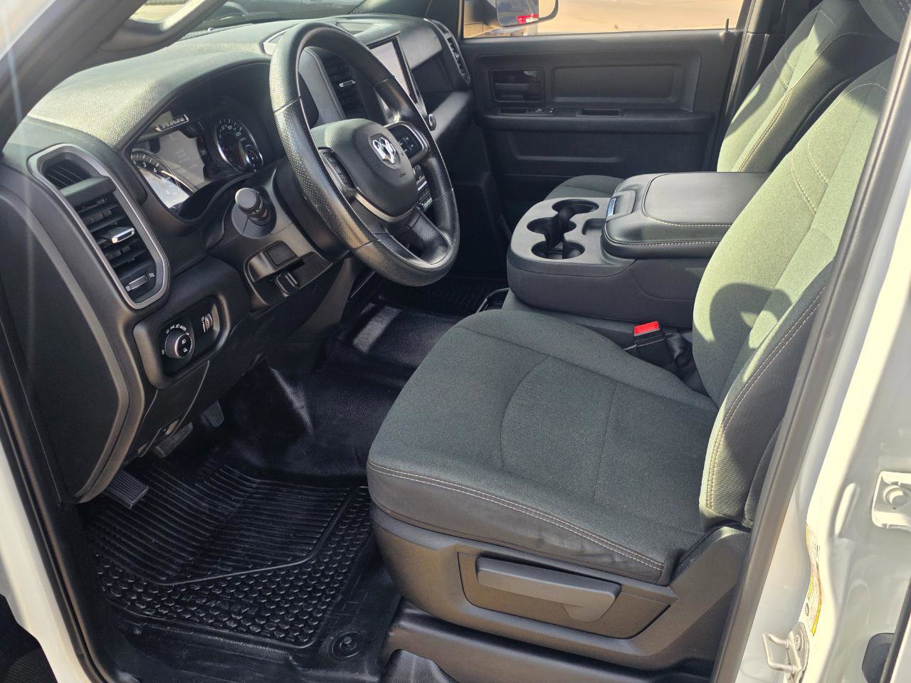 Used 2022 RAM 3500 Tradesman image 6