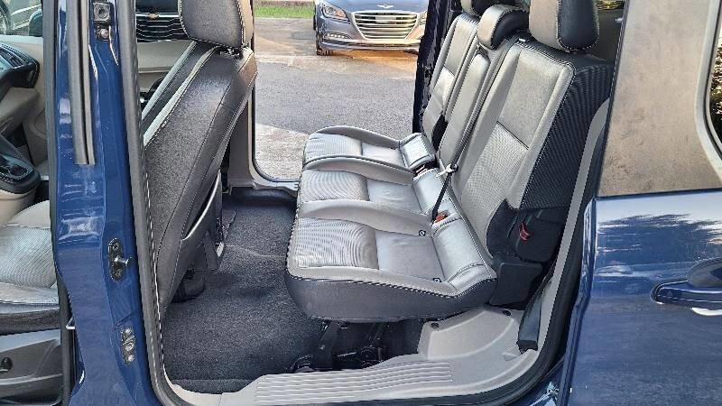 Used 2016 Ford Transit Connect Titanium FWD image 10