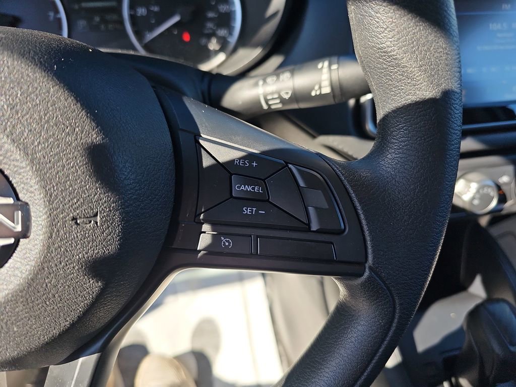 Used 2025 Nissan Versa S w/ Trunk Package image 23