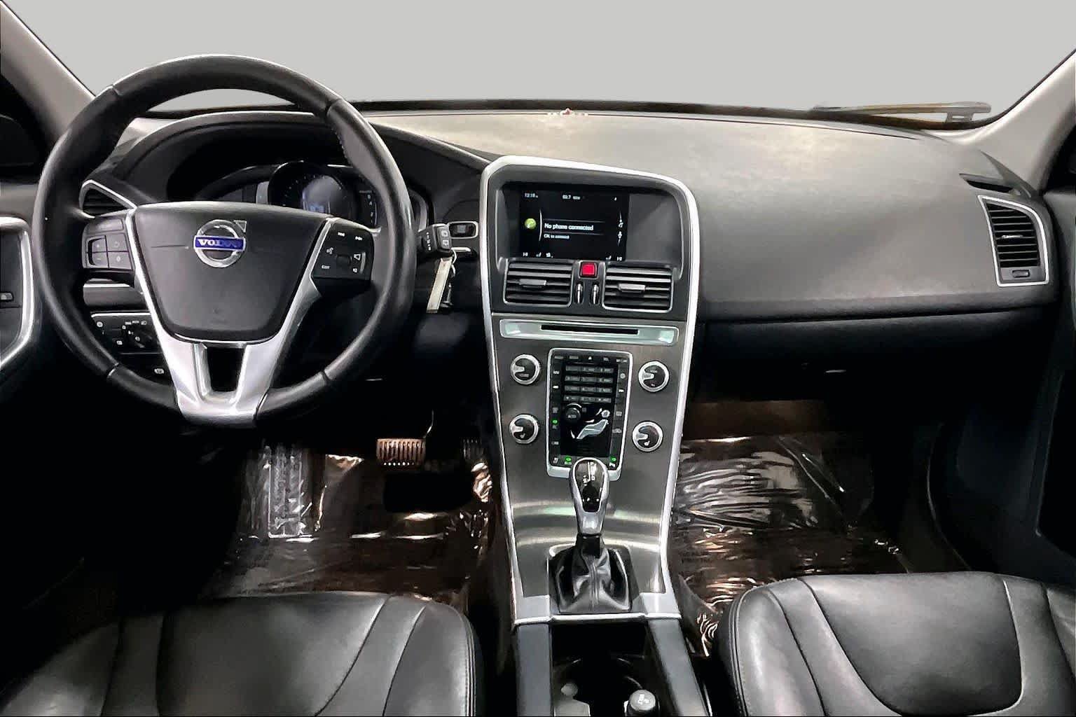 Used 2016 Volvo XC60 T5 Premier w/ Proximity Package AWD/4WD image 16