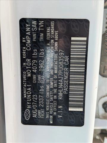 Used 2023 Hyundai Elantra Limited image 26